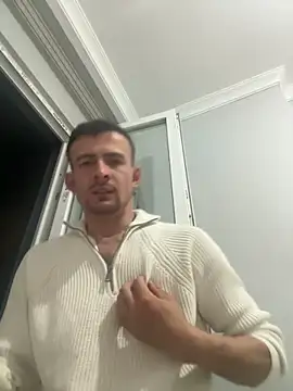 globalfucker34 online show from April 2026 08:04:01 PM