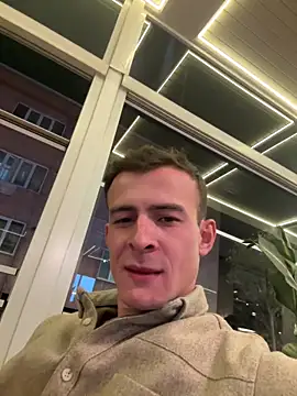 globalfucker34 online show from April 2026 06:00:01 PM