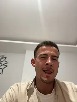 globalfucker34 online show from May 2026 05:57:01 PM