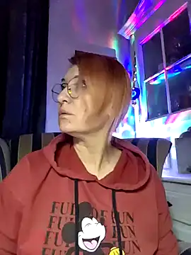 moon berry  online show from March 2026 05:14:01 PM