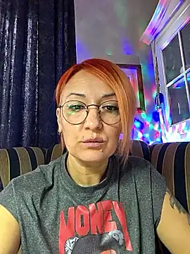 moon berry  online show from March 2026 09:14:02 AM