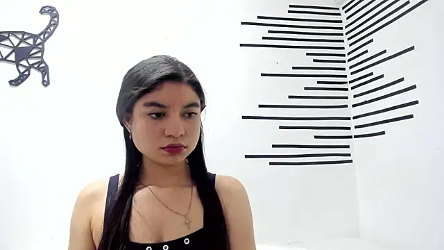 LindaCatalina  online show from May 2026 12:45:02 PM