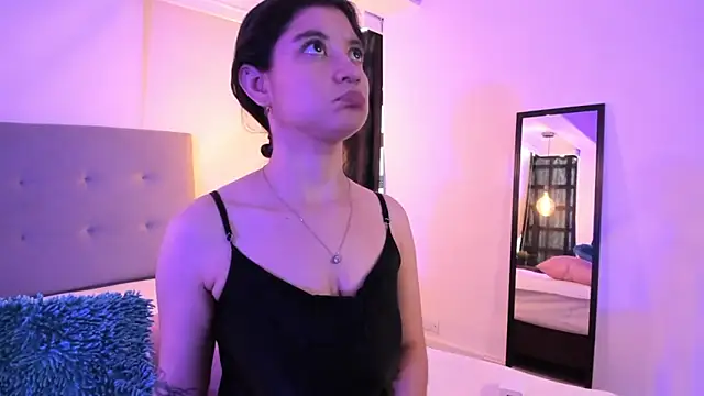 LindaCatalina  online show from March 2026 12:51:02 PM
