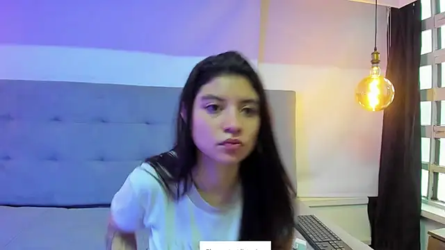 LindaCatalina  online show from April 2026 12:29:01 PM