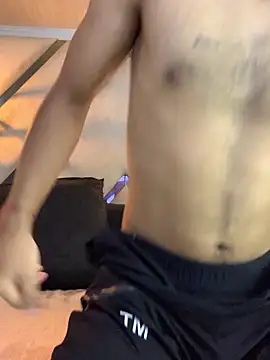 KyleJoss30 online show from April 2026 09:27:01 PM