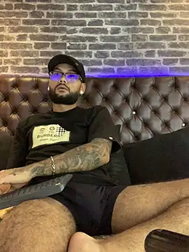 KyleJoss30 online show from April 2026 09:39:33 PM