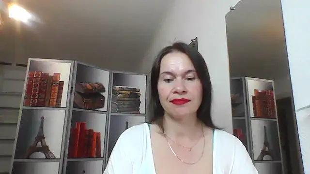Snapshot of Selena_Moo chatting on June 2026 08:48:02 AM Selena Moo online show from June 2026 08:48:02 AM