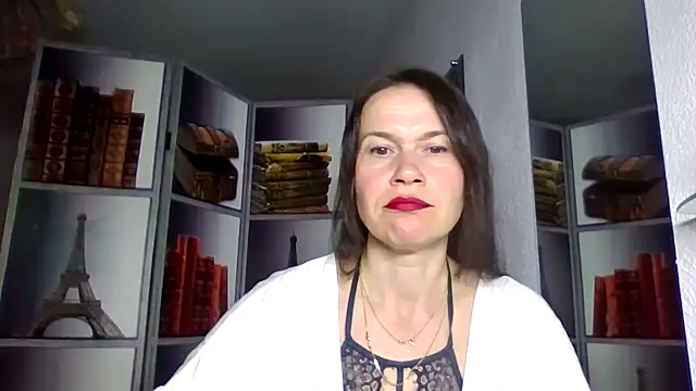 Selena Moo online show from March 2026 08:05:02 AM