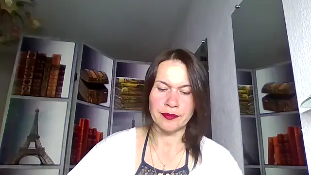 Selena Moo online show from March 2026 07:54:02 AM