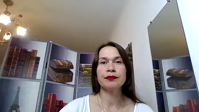Snapshot of Selena_Moo chatting on May 2026 10:52:02 AM Selena Moo online show from May 2026 10:52:02 AM