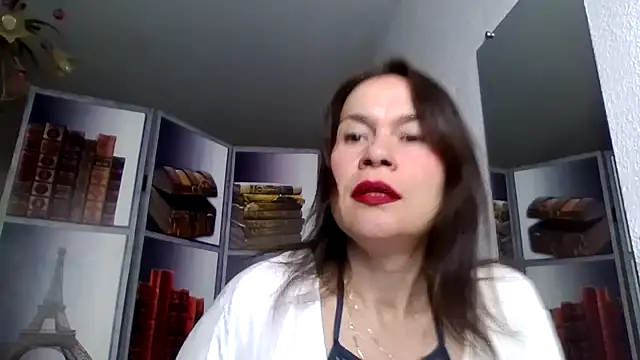 Selena Moo online show from April 2026 08:10:01 AM