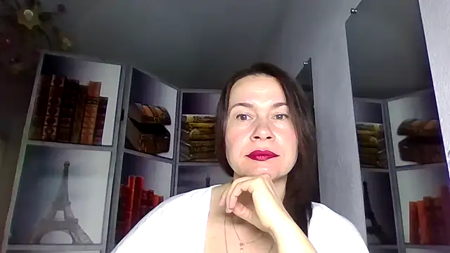 Selena Moo online show from March 2026 06:35:02 AM