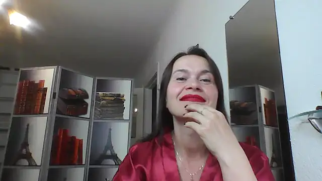 Snapshot of Selena_Moo chatting on June 2026 03:40:02 PM Selena Moo online show from June 2026 03:40:02 PM