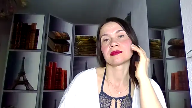 Snapshot of Selena_Moo chatting on March 2026 10:49:02 AM Selena Moo online show from March 2026 10:49:02 AM