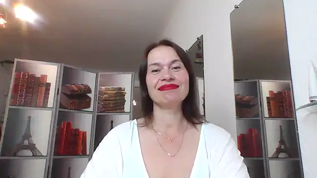 Snapshot of Selena_Moo chatting on June 2026 08:02:02 AM Selena Moo online show from June 2026 08:02:02 AM