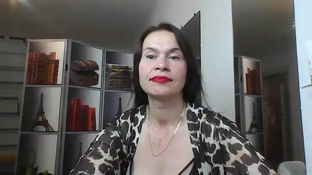 Snapshot of Selena_Moo chatting on August 2026 08:45:02 AM Selena Moo online show from August 2026 08:45:02 AM