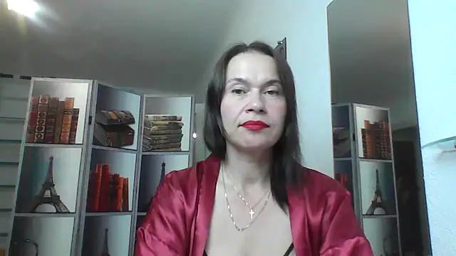 Snapshot of Selena_Moo chatting on July 2026 11:10:01 AM Selena Moo online show from July 2026 11:10:01 AM