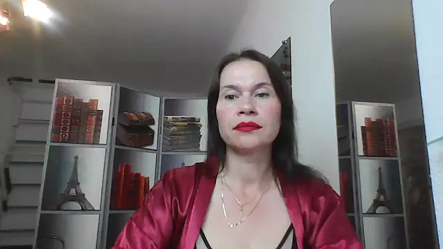 Snapshot of Selena_Moo chatting on June 2026 07:52:01 AM Selena Moo online show from June 2026 07:52:01 AM
