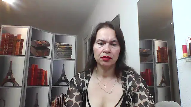 Snapshot of Selena_Moo chatting on August 2026 09:04:02 AM Selena Moo online show from August 2026 09:04:02 AM