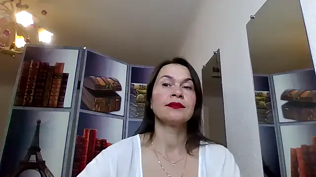 Selena Moo online show from April 2026 08:21:02 AM