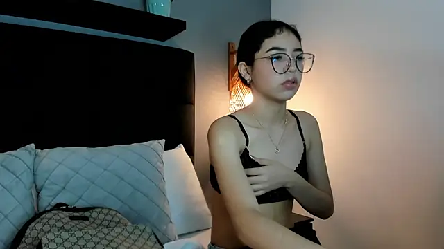 sofi alix online show from May 2026 08:00:02 PM