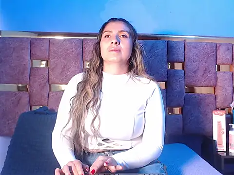 Snapshot of HELLEN_MARK chatting on March 2026 11:41:01 AM HELLEN MARK online show from March 2026 11:41:01 AM