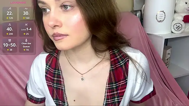 AvroraDisney online show from April 2026 05:08:01 PM