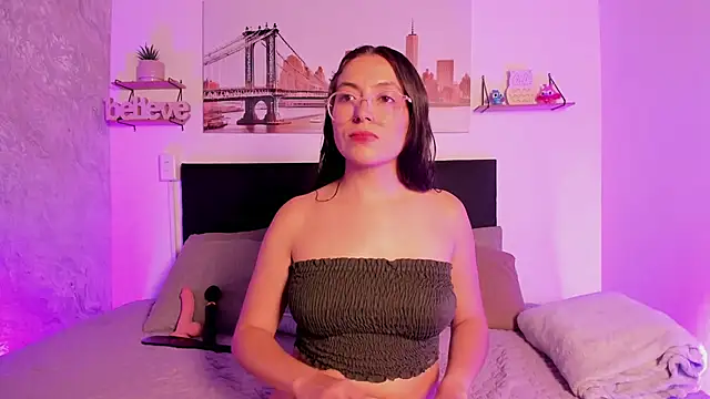 Snapshot of SofiaLujan_ chatting on March 2026 11:28:02 PM SofiaLujan online show from March 2026 11:28:02 PM