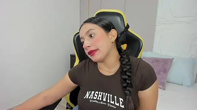 Snapshot of kira_relish chatting on April 2026 11:05:02 AM kira relish online show from April 2026 11:05:02 AM