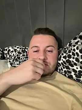 katalyn1996 online show from March 2026 12:33:01 AM