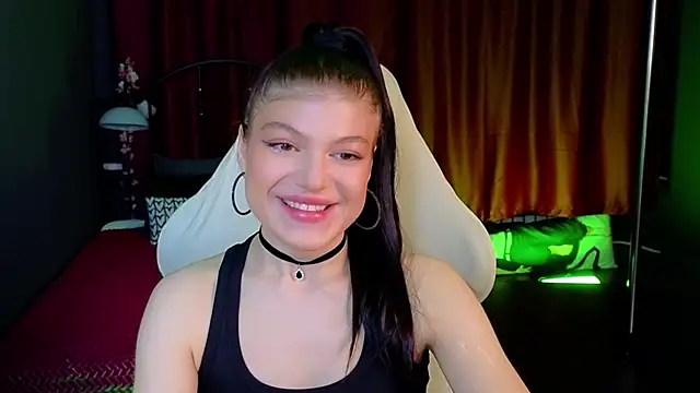 Softeach online show from April 2026 08:32:02 PM