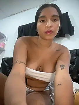 Snapshot of Blowjob-Queen_ chatting on June 2026 03:18:01 AM Blowjob-Queen online show from June 2026 03:18:01 AM