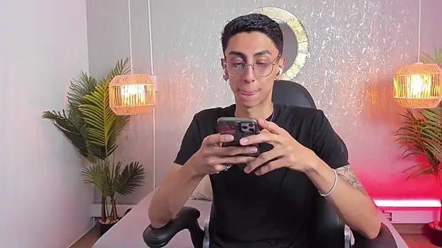 Gio carangi online show from April 2026 02:37:02 AM