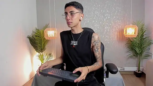 Gio carangi online show from April 2026 03:24:02 AM