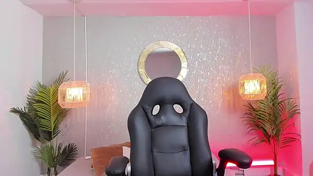 Gio carangi online show from April 2026 02:57:02 AM