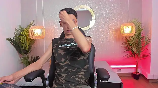 Gio carangi online show from April 2026 03:08:01 AM