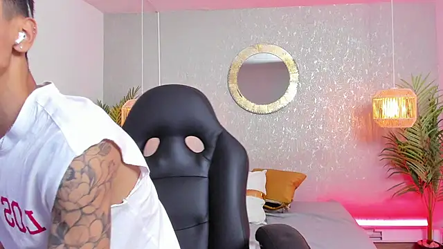 Gio carangi online show from April 2026 03:02:02 AM