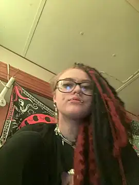 Snapshot of darlingvicuous chatting on March 2026 06:26:01 AM darlingvicuous online show from March 2026 06:26:01 AM