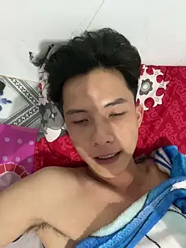 Nguyencuong1999 online show from April 2026 10:26:02 PM