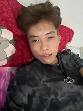 Nguyencuong1999 online show from April 2026 08:16:01 PM