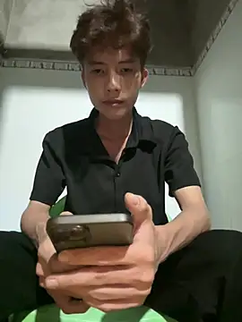 Nguyencuong1999 online show from May 2026 07:20:02 PM