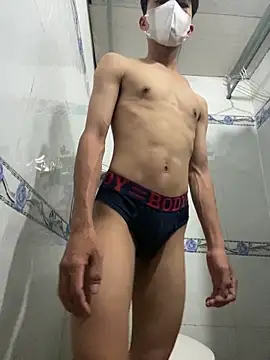 Nguyencuong1999 online show from April 2026 05:41:02 PM