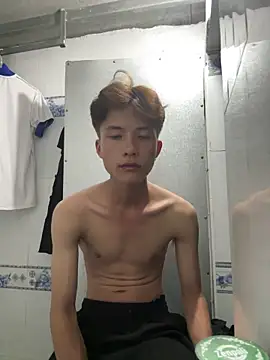Nguyencuong1999 online show from April 2026 03:38:02 PM