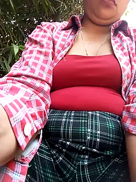 Hena   online show from April 2026 04:39:01 AM