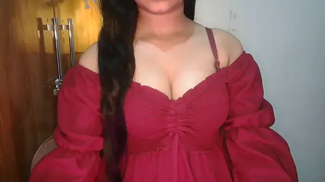 Snapshot of urvashi_rai chatting on July 2026 08:52:02 PM urvashi rai online show from July 2026 08:52:02 PM