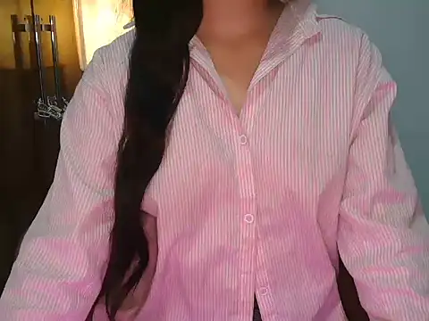 Snapshot of urvashi_rai chatting on July 2026 02:52:02 PM urvashi rai online show from July 2026 02:52:02 PM