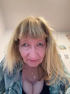 MatureKim online show from April 2026 05:19:02 PM