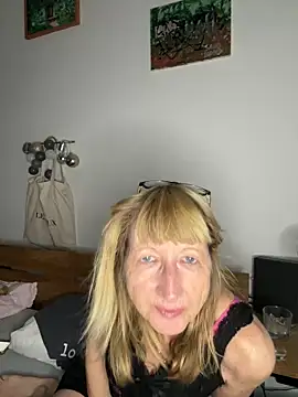 MatureKim online show from May 2026 06:49:02 PM