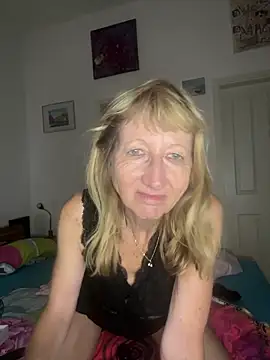 MatureKim online show from June 2026 08:32:01 PM