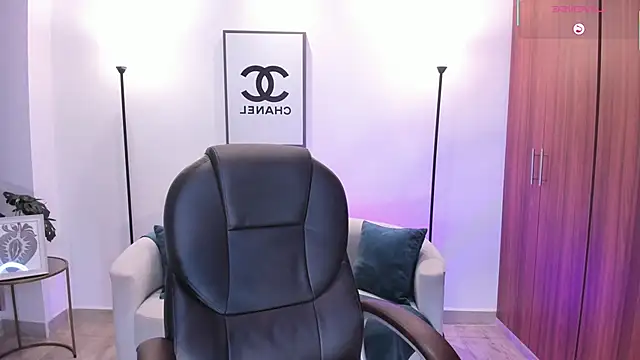 Nanaa snow online show from April 2026 04:08:02 AM